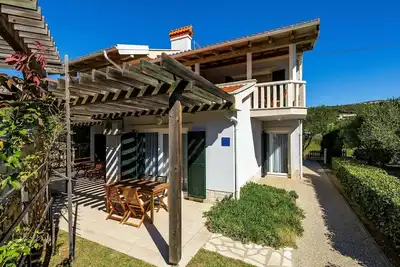 Image de Joli appartement pour 4 personnes avec climatisation, Wifi, piscine, Tv, terrasse et parking