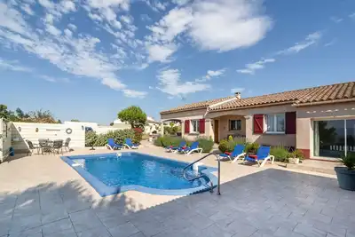 Image de Villa à Escales avec piscine privée