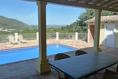 Image de Maison de vacances privée avec climatisation, piscine privée, Wifi, Tv, terrasse, vue panoramique