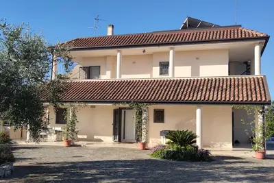 Image de Appartement  avec piscine en colline