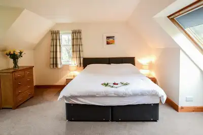 Belle maison de vacances privée avec Wifi, Tv, patio, animaux admis, vue panoramique, parking