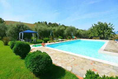 Image de Villa avec piscine en Toscane, près de San Gimignano et Volterra