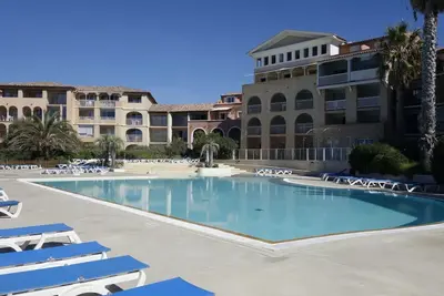 Image de Joli appartement pour 4 personnes avec Wifi, piscine, Tv, terrasse et parking