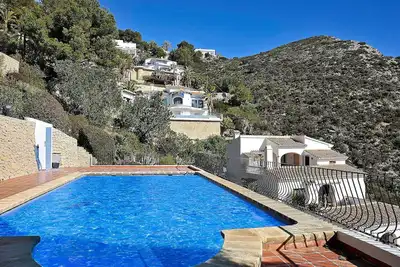 Image de Confortable appartement avec piscine, climatisation, Tv, terrasse, vue panoramique et parking