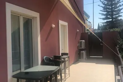 Image de Superbe villa balnéaire sur la baie de Capomulini.