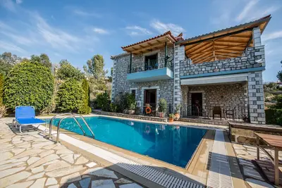 Image de La villa de Kelly Ă Stoupa