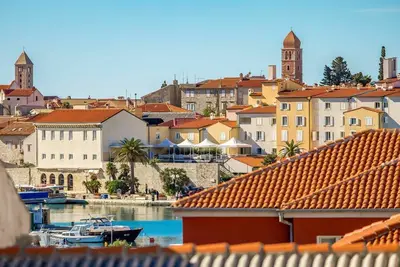 Image de Joli appartement pour 4 personnes avec piscine, Wifi, climatisation, Tv, balcon et parking