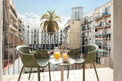 Image de Appartements avec cour, parfaitement équipés! Parfait pour les grands groupes!