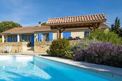 Image de Villa à Malviès avec piscine et vignobles