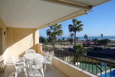Image de Apartamentos Alboran 4\/6 Lek