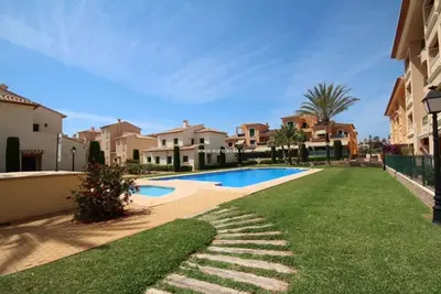Port de Javea, jardin privé plein sud, piscines extérieure et intérieure + salle de sport