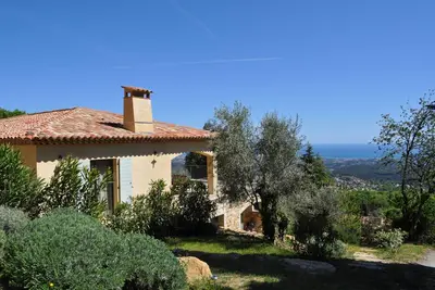 Image de Vence, vue mer, piscine chauffée, haut villa appart 5 *****terrasse, clim.