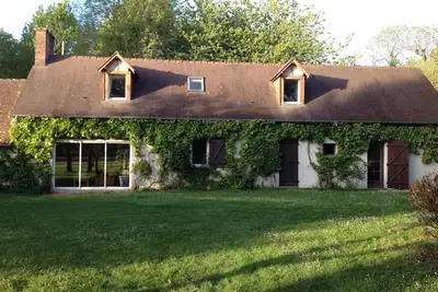 Image de Ferme Au Milieu Des Chevaux