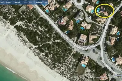 Image de 2 pas de la mer Splendid de vacances en bord de mer (23135 \/ Al)