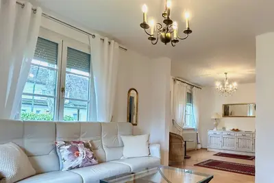 Image de En Lindau, charmante, avec terrasse et jardin privé à l'abri.