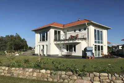 Image de Villa 5 étoiles To'n Lüfeferer avec vue sur la mer et sauna pour ceux qui ont besoin de la mer