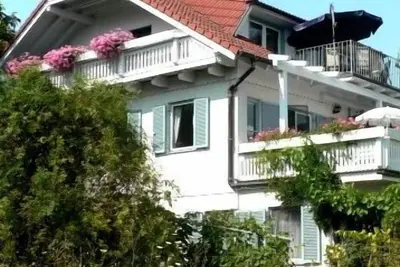 Image de Studio avec très belle vue sur la mer, terrasse privative calme orientée sud