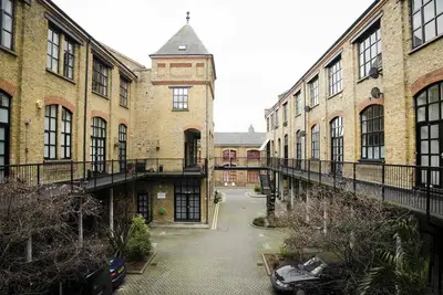 Image de Loft branché à Hackney avec parking, 130 m², 3 chambres, 7 personnes, Wi-Fi