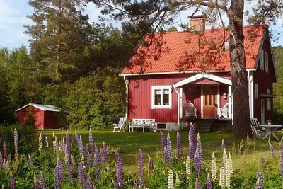 Image de Cozy spacious vacation home in a quiet sea location w/sauna & wood-burning stove