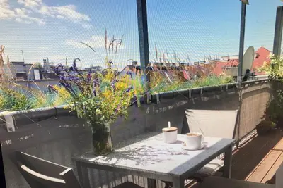 Image de Central. Calme. terrasse géante