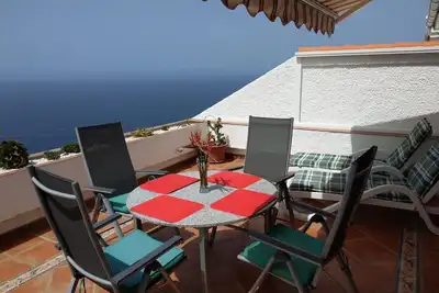 Image de Appartement confortable Teide y Mar avec piscine pour max. 2 adultes + 1 enfant