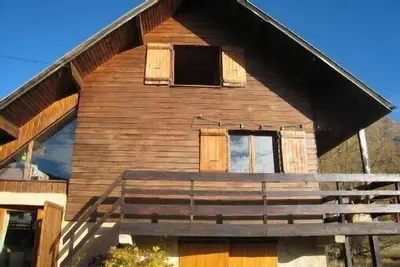 Image de Chalet en bois calme et confortable Alpes du Sud, au coeur du Mercantou