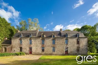 Manoir familial du 17e siècle, 400 m2, pour du vrai repos à la campagne
