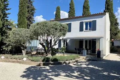 Image de Proche plage superbe maison de160 M2 parfait etat jardin clos de 800 M2.