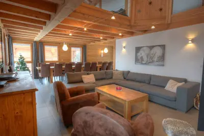 Image de Chalet d'exception avec 8 ch et 8 sdb au pied des pistes avec jardin