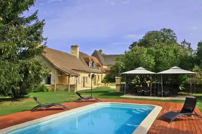 Image de Maison de charme en Périgord noir, piscine chauffée, spa:jacuzzi salle de massag