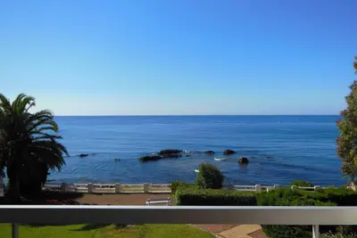 Image de Appartement en front de mer avec superbe vue mer à St Raphaël