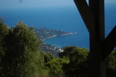 Image de Calme et nature au dessus de la méditerranée