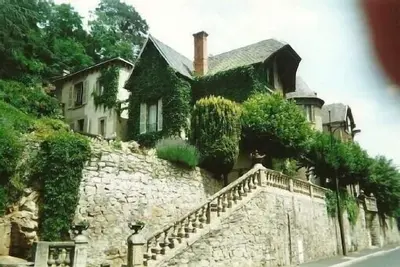 Image de Maison ancienne, de caractère. Jardin clos. Piscine et commerces à 300 m