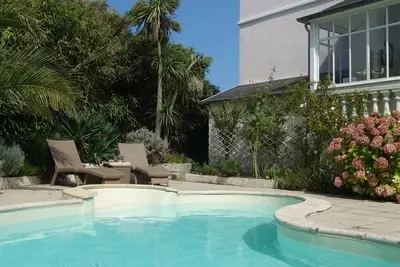 Image de Villa balnéaire de charme-piscine 200m d'une magnifique plage de sable fin