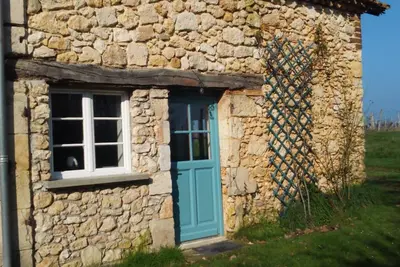 Image de \"La foigniere  \"Ancienne dépendance en pierres
