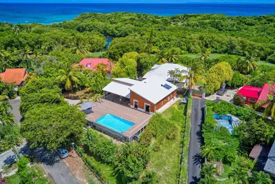 Image de Villa Sol Y Luna 3 Ch avec piscine proche mer