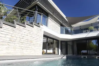 Image de Cannes: Luxueuse Villa 6 chambres avec piscine Croisette