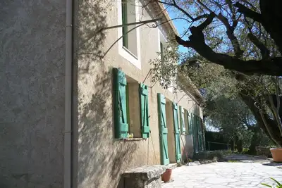 Image de Fayence: maison indépendante, avec piscine, sur un terrain  de 2000m²