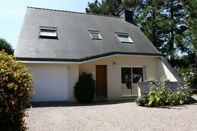 Image de Maison moderne - à 100 m de la plage de La Mine d'Or sur terrain clos arboré