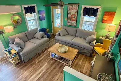 Image de 4br, 4 blocs à la plage et au Boardwalk