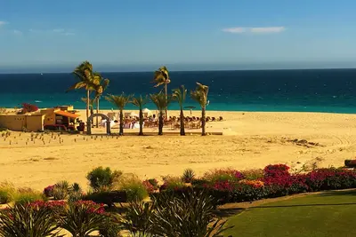 Image de Ocean Front Two Bedroom * Nouvelle Annonce * W / vue spectaculaire ainsi qu'un parking gratuit et wifi