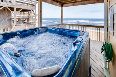 Image de Je ne peux pas être plus près que ça! Oceanfront, Rodanthe w \/ Hot Tub & Dog-Friendly