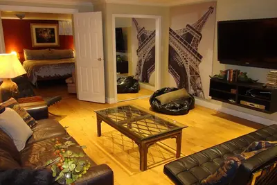 Image de Suite Sous-Sol 2 Chambres - North Vancouver - West Vancouver