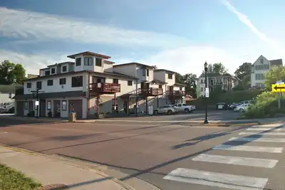 Image de Washington Condo # 203 Dtn Bayfield peut accueillir jusqu'à 8 vues sur le lac!