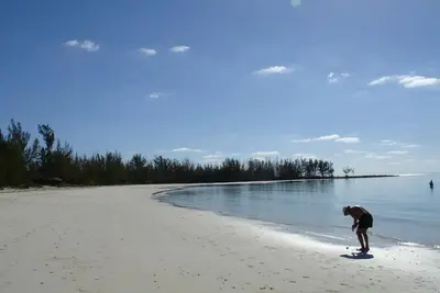 Image de Magnifique, entièrement rénovée, maisons de ville en bord de mer 2 & 3 chambres
