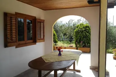 Image de Belle villa sicilienne avec vue sur la mer et jardin