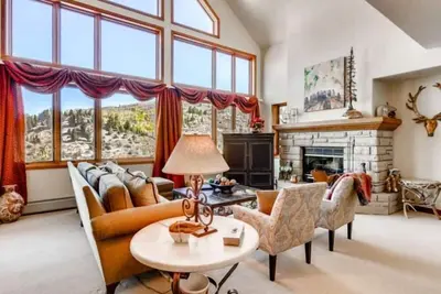 Image de Oxford Court Condo 307