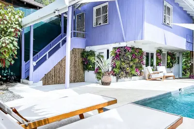 Image de Front De Mer Des CARAÏBES avec des équipements incroyables! (Piscine, A / C, Wifi, câble, téléphone)