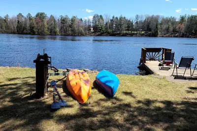 Image de Pine Rd Home sur la rivière Wisconsin \/ lac Alice