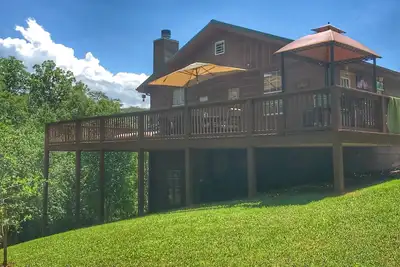 Image de Riverside Retreat a tout pour plaire! Mt. Vue, rivière, ruisseau, acre, Pf, spa, salle de jeux